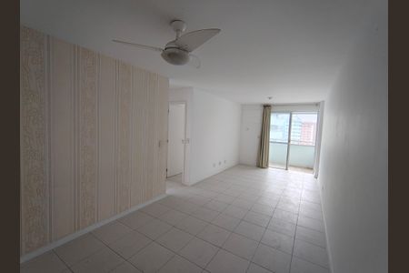 Sala de apartamento à venda com 2 quartos, 77m² em Barra da Tijuca, Rio de Janeiro