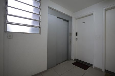 Apartamento para alugar com 66m², 3 quartos e 1 vaga Apartamento para alugar com 66m², 3 quartos e 1 vagaElevador