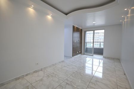 Sala de apartamento para alugar com 3 quartos, 66m² em Vila Sao Pedro, Santo André