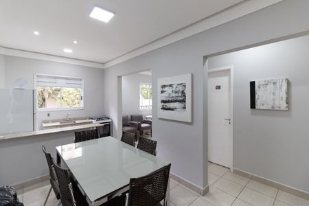 Apartamento à venda com 40m², 2 quartos e 1 vaga Apartamento à venda com 40m², 2 quartos e 1 vagaSalão de Festas