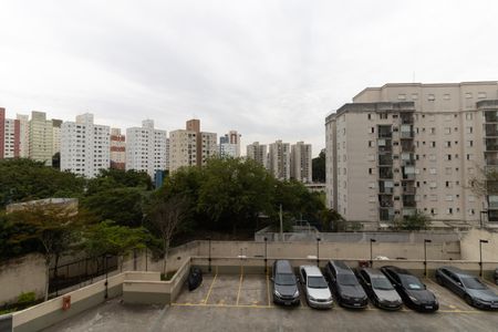 Apartamento à venda com 40m², 2 quartos e 1 vaga Apartamento à venda com 40m², 2 quartos e 1 vagaVista do Quarto 2