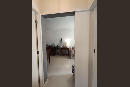 Apartamento à venda com 64m², 2 quartos e 1 vaga Apartamento à venda com 64m², 2 quartos e 1 vagaCirculação