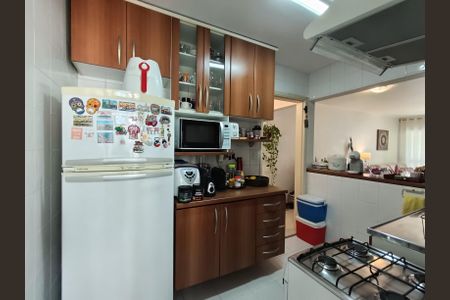 Apartamento à venda com 64m², 2 quartos e 1 vaga Apartamento à venda com 64m², 2 quartos e 1 vagaCozinha