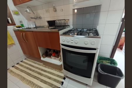 Apartamento à venda com 64m², 2 quartos e 1 vaga Apartamento à venda com 64m², 2 quartos e 1 vagaCozinha