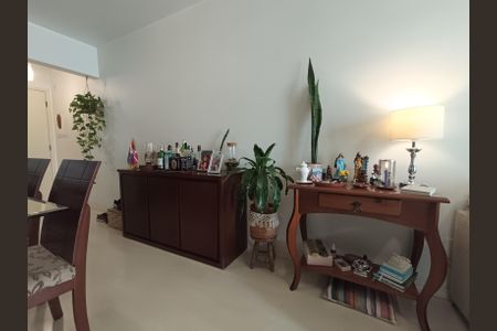Apartamento à venda com 64m², 2 quartos e 1 vaga Apartamento à venda com 64m², 2 quartos e 1 vagaSala