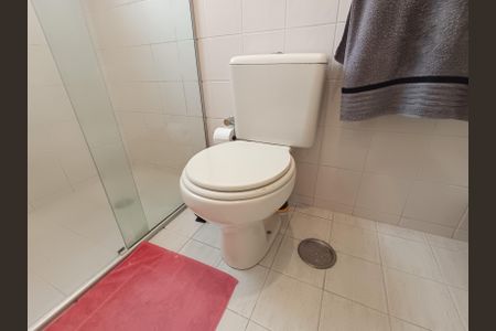 Apartamento à venda com 64m², 2 quartos e 1 vaga Apartamento à venda com 64m², 2 quartos e 1 vagaBanheiro Suíte