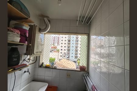 Apartamento à venda com 64m², 2 quartos e 1 vaga Apartamento à venda com 64m², 2 quartos e 1 vagaÁrea de Serviço