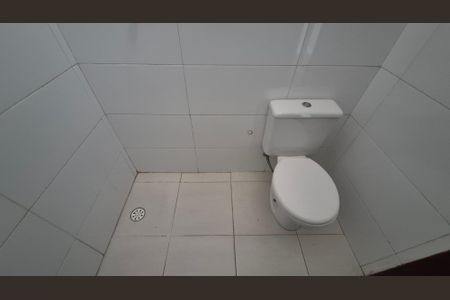 Casa à venda com 131m², 2 quartos e 2 vagasBanheiro