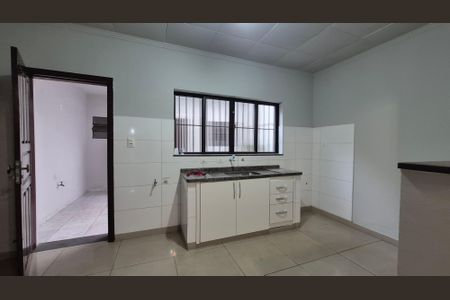 Casa à venda com 131m², 2 quartos e 2 vagasCozinha