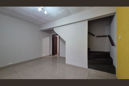 Sala de casa à venda com 2 quartos, 131m² em Campestre, Santo André