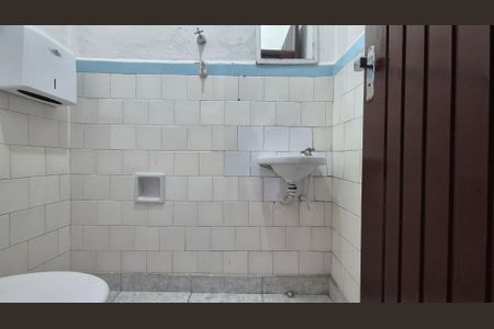 Casa à venda com 131m², 2 quartos e 2 vagasBanheiro