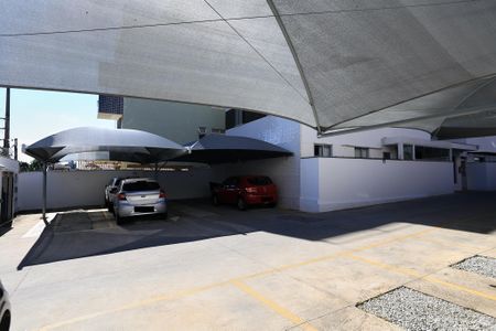 Apartamento à venda com 38m², 2 quartos e 1 vaga Apartamento à venda com 38m², 2 quartos e 1 vagaGaragem