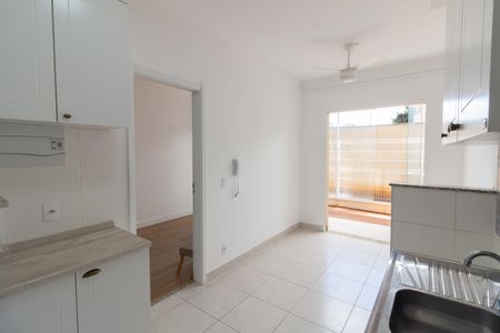 Sala - Cozinha de apartamento para alugar com 1 quarto, 38m² em Ferreira, São Paulo