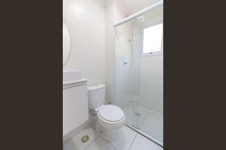 Banheiro de apartamento para alugar com 1 quarto, 38m² em Ferreira, São Paulo