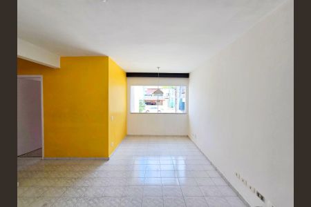 Apartamento à venda com 67m², 2 quartos e 1 vagaSala 