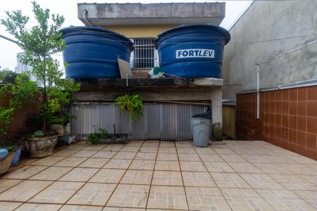 Casa para alugar com 360m², 3 quartos e 5 vagasQuintal