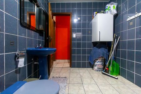 Casa para alugar com 360m², 3 quartos e 5 vagasBanheiro 2