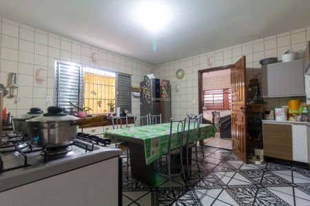 Casa para alugar com 360m², 3 quartos e 5 vagasCozinha