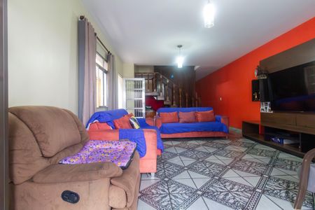 Casa para alugar com 360m², 3 quartos e 5 vagasSala