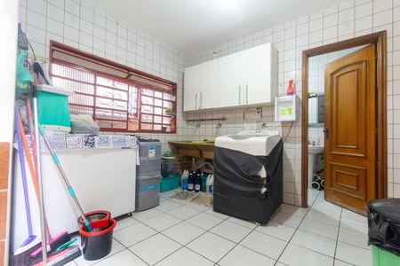 Casa para alugar com 360m², 3 quartos e 5 vagasÁrea de Serviço