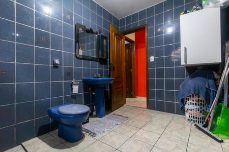 Casa para alugar com 360m², 3 quartos e 5 vagasBanheiro 2