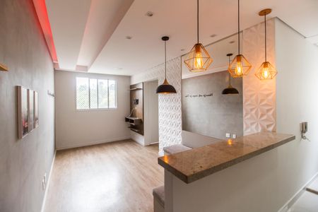 Sala de apartamento para alugar com 2 quartos, 46m² em Jardim Sao Luiz, Barueri