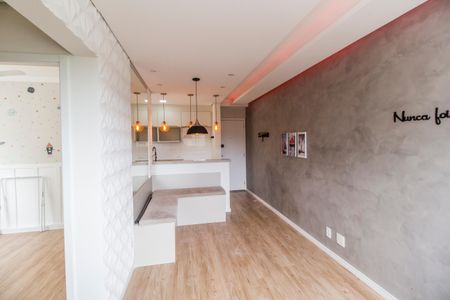Sala de apartamento para alugar com 2 quartos, 46m² em Jardim Sao Luiz, Barueri