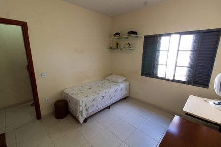 Casa à venda com 192m², 3 quartos e 3 vagasQUARTO 1