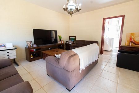 SALA de casa para alugar com 3 quartos, 192m² em Jardim Santa Genebra, Campinas