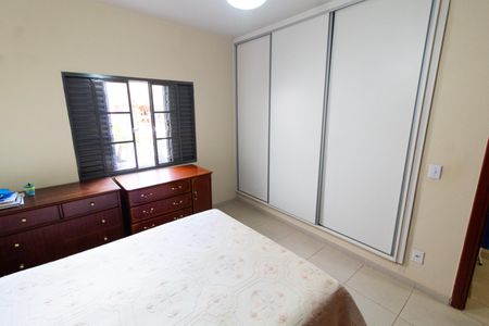 Casa à venda com 192m², 3 quartos e 3 vagasQUARTO 3