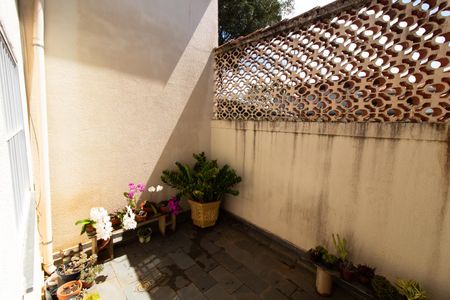 Casa à venda com 192m², 3 quartos e 3 vagasÁREA DE LUZ