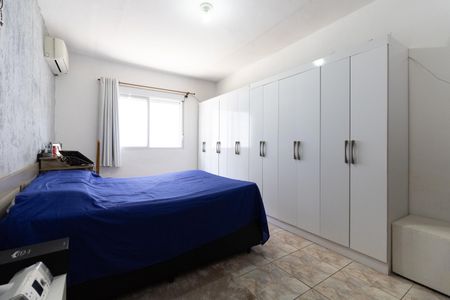 Casa à venda com 201m², 2 quartos e 7 vagas Casa à venda com 201m², 2 quartos e 7 vagasQuarto 2