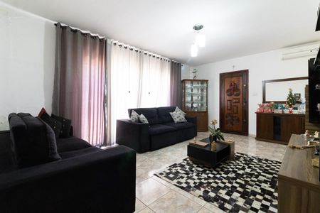 Sala de casa à venda com 2 quartos, 201m² em Vila Gumercindo, São Paulo