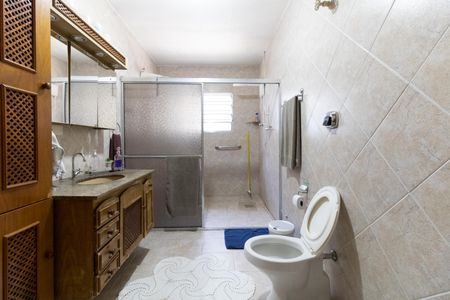 Casa à venda com 201m², 2 quartos e 7 vagas Casa à venda com 201m², 2 quartos e 7 vagasBanheiro