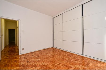 Apartamento para alugar com 135m², 3 quartos e 1 vaga Apartamento para alugar com 135m², 3 quartos e 1 vagaQuarto 2