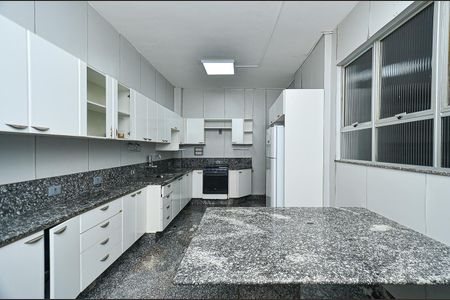 Apartamento para alugar com 135m², 3 quartos e 1 vaga Apartamento para alugar com 135m², 3 quartos e 1 vagaCozinha