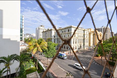 Apartamento para alugar com 135m², 3 quartos e 1 vaga Apartamento para alugar com 135m², 3 quartos e 1 vagaVista do Quarto 1