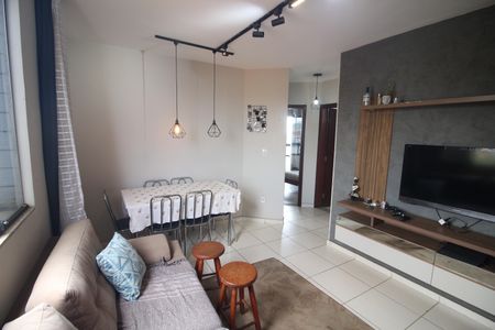 Sala de apartamento à venda com 2 quartos, 59m² em Tirol, Contagem