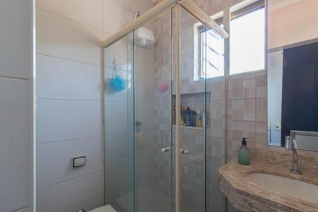 Casa à venda com 90m², 3 quartos e 2 vagas