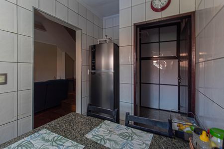 Casa à venda com 90m², 3 quartos e 2 vagas