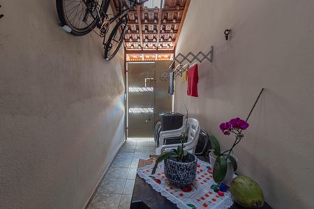 Casa à venda com 90m², 3 quartos e 2 vagas