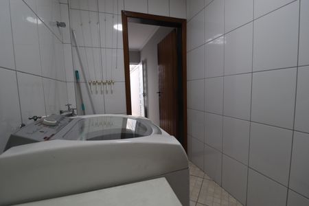 Casa à venda com 171m², 3 quartos e 3 vagasÁrea de Serviço