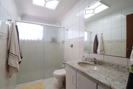 Casa à venda com 171m², 3 quartos e 3 vagasBanheiro da Suíte 1