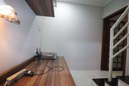 Casa à venda com 171m², 3 quartos e 3 vagasEscritório