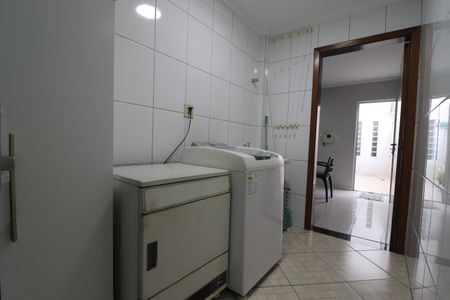 Casa à venda com 171m², 3 quartos e 3 vagasÁrea de Serviço