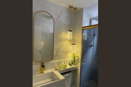 Banheiro de apartamento para alugar com 2 quartos, 60m² em Paquetá, Belo Horizonte