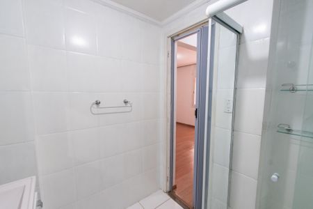 Banheiro de kitnet/studio para alugar com 1 quarto, 30m² em Liberdade, São Paulo