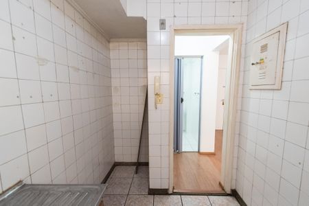 Cozinha de kitnet/studio para alugar com 1 quarto, 30m² em Liberdade, São Paulo