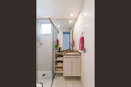 Apartamento à venda com 70m², 2 quartos e 1 vagaBanheiro da Suíte
