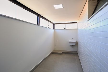 Apartamento para alugar com 115m², 3 quartos e 3 vagas Apartamento para alugar com 115m², 3 quartos e 3 vagasÁrea de Serviço